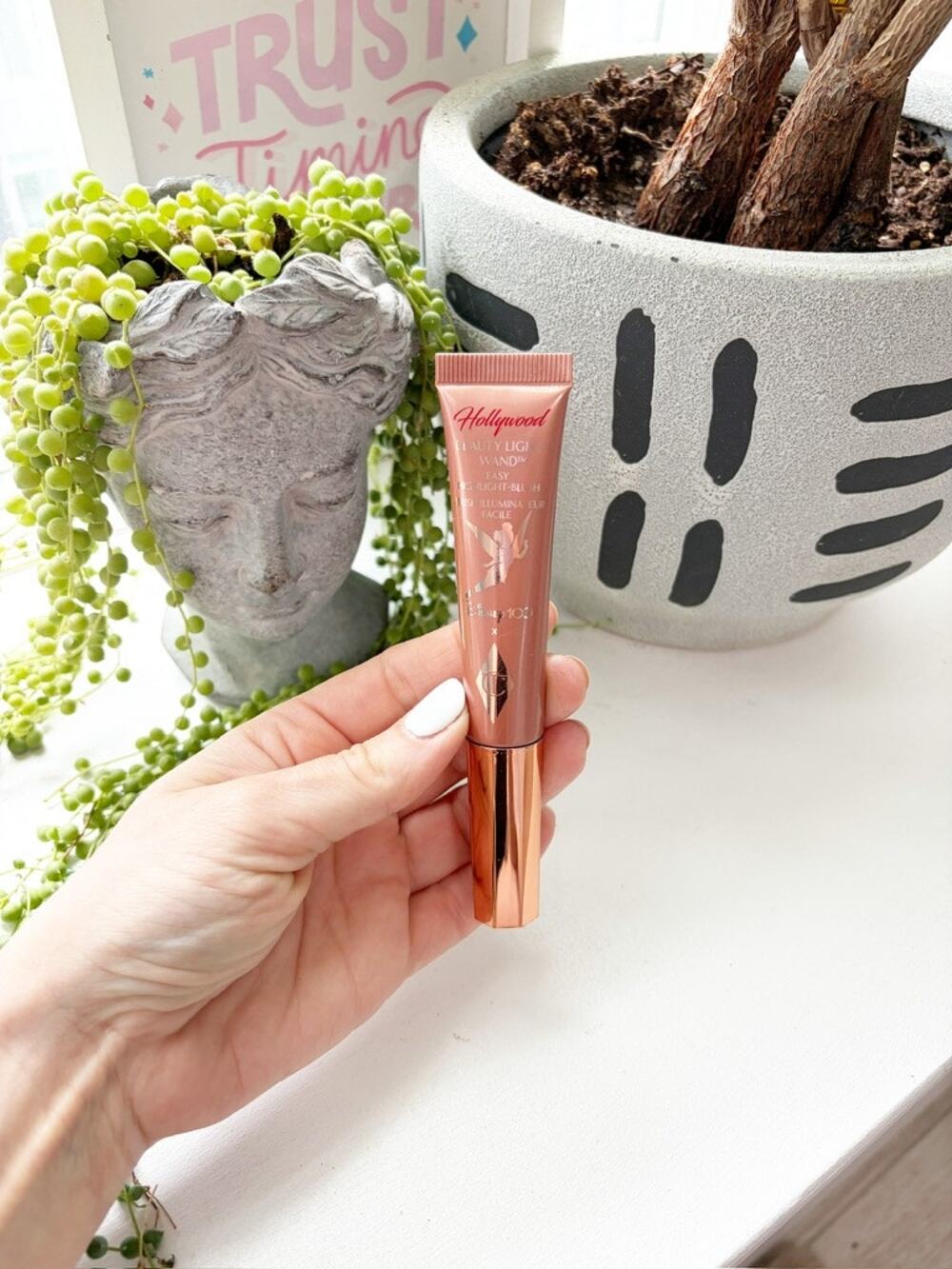 NEW Charlotte Tilbury Beauty Light Wand in Pink